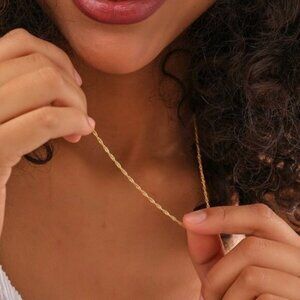 Minimalist Gold Chain Necklace Twisted Chain Everyday Necklace WATERPROOF Gold